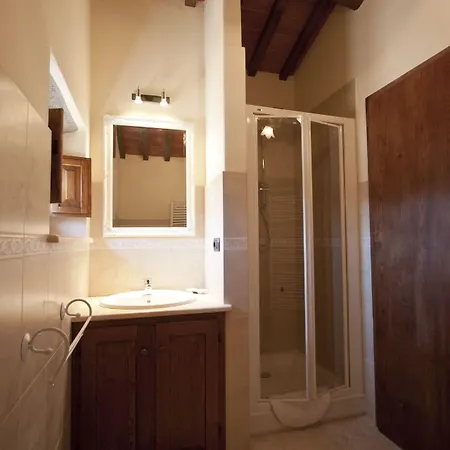 Casale L'antico Carro לינה וארוחת בוקר 4*