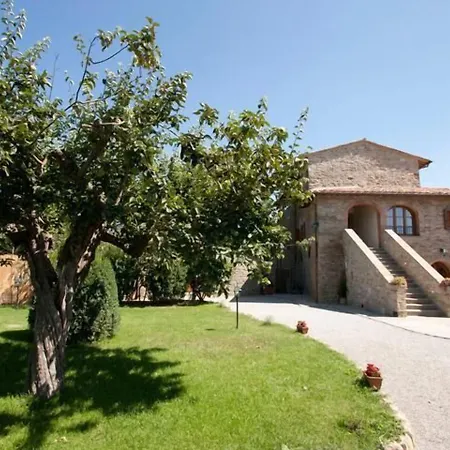Bed & Breakfast Casale L'antico Carro 4*