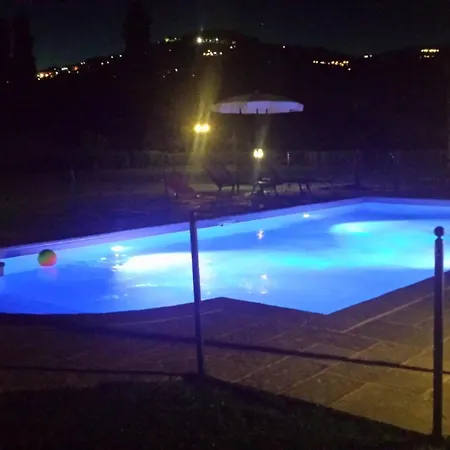 Casale L'antico Carro Bed & Breakfast Cortona