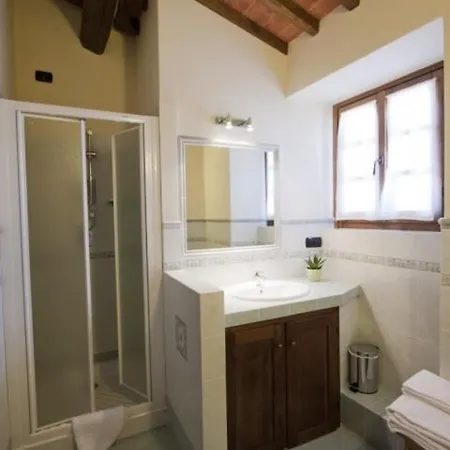 Bed & Breakfast Casale L'antico Carro 4*