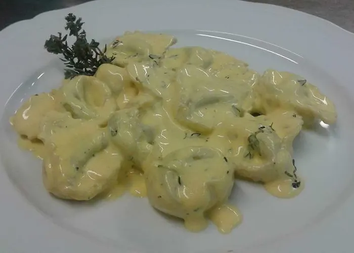 Casale L'antico Carro 4*